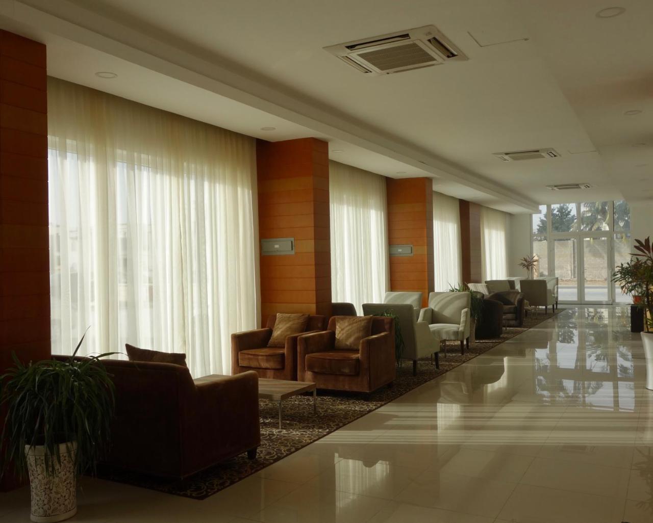 Grand Tayba Hotel Salalah Exteriör bild