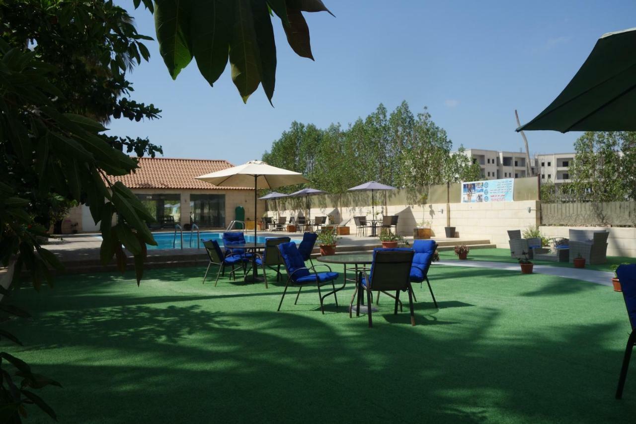 Grand Tayba Hotel Salalah Exteriör bild
